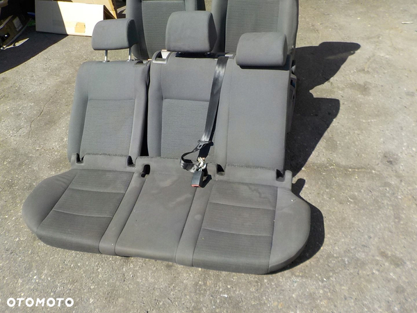 fotel kierowcy fotele komplet vw golf V 3D 2005r