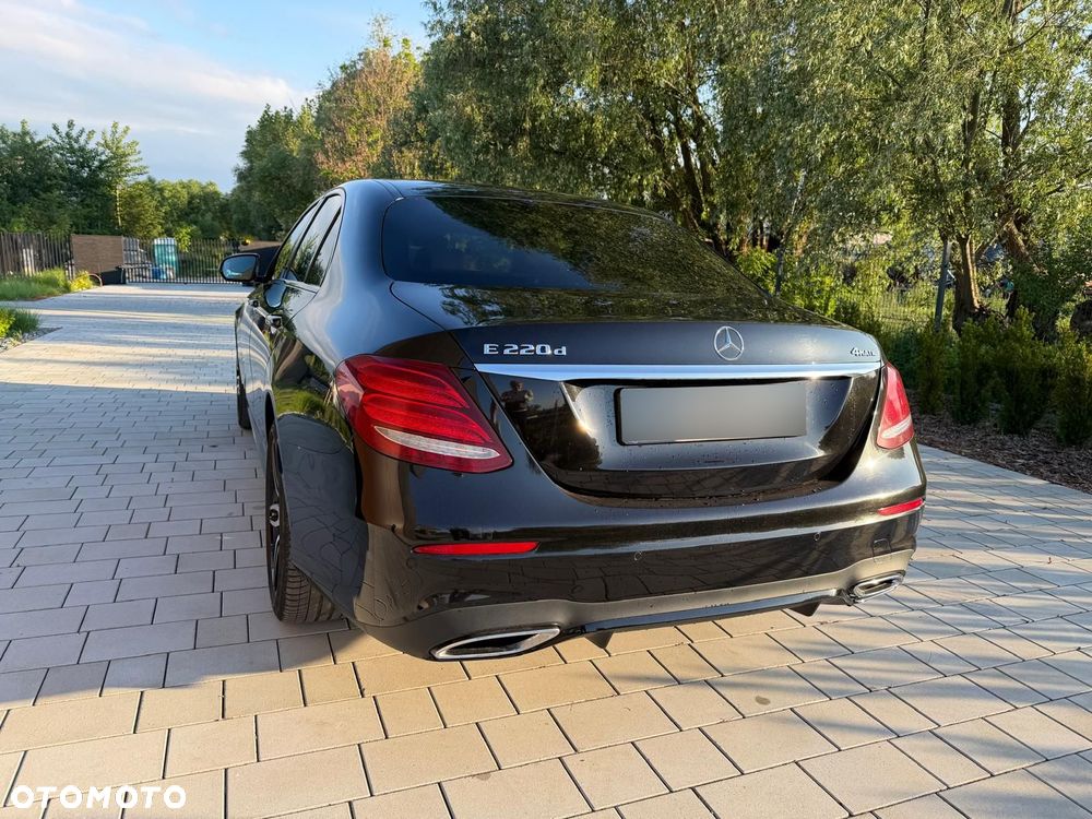 Mercedes-Benz Klasa E 220 d 4-Matic 9G-TRONIC - 6