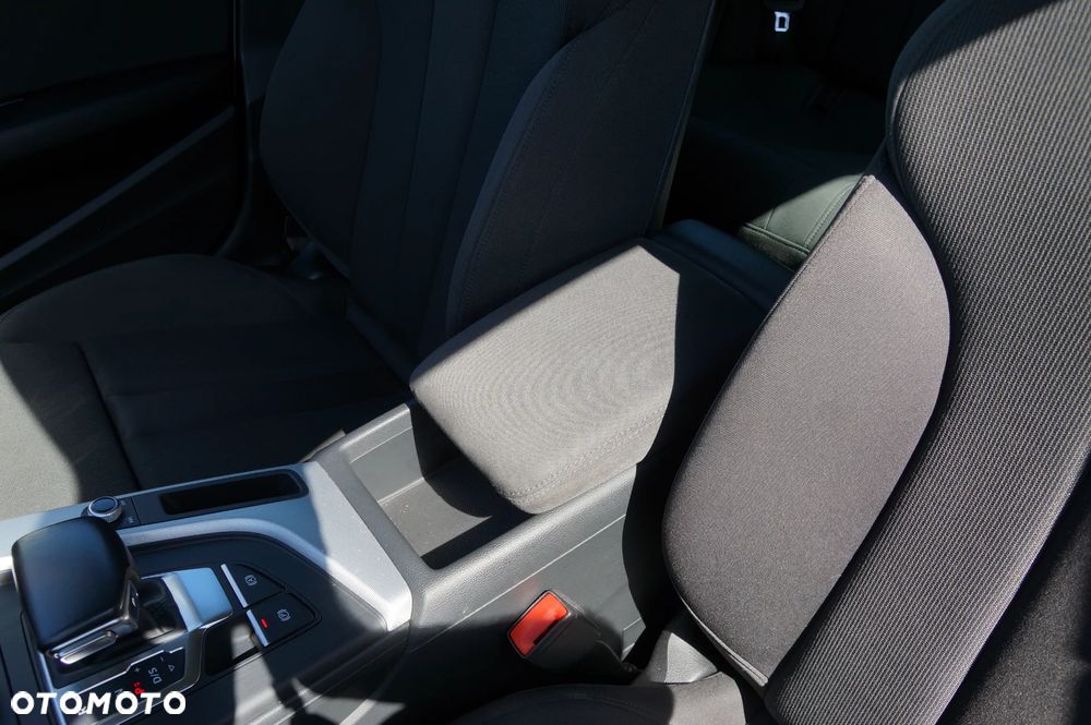 Audi A4 Allroad 2.0 TDI Quattro S tronic - 23
