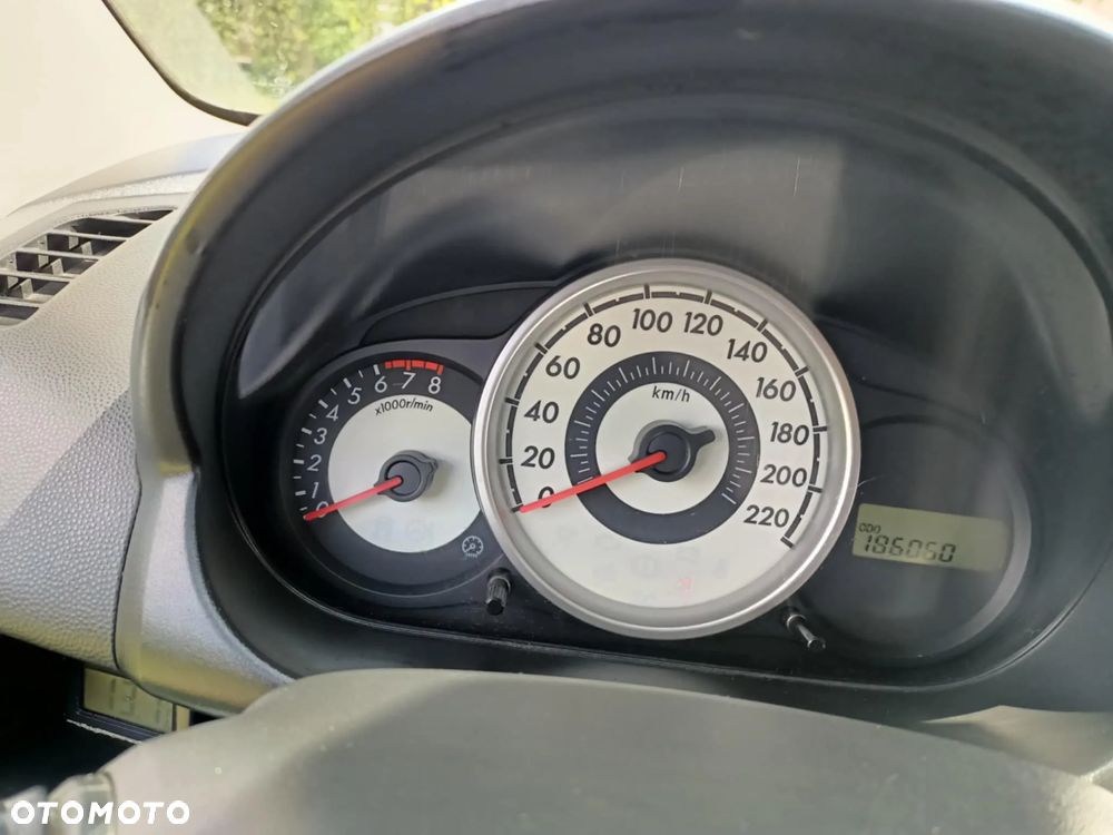 Mazda 2 1.3 Exclusive - 9