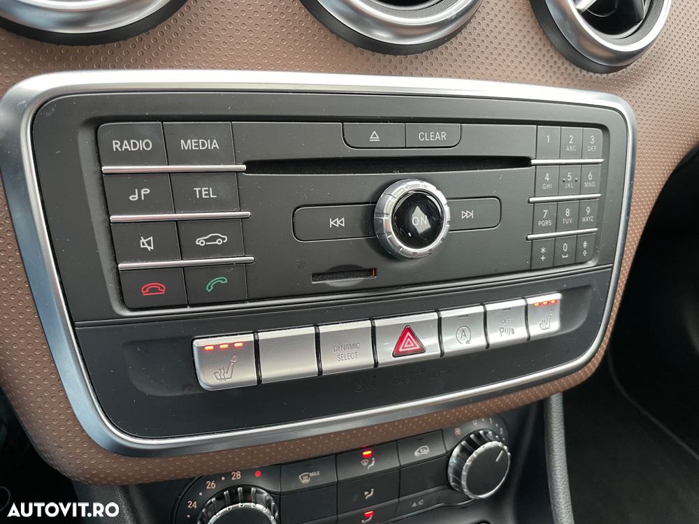 Mercedes-Benz A 200 7G-DCT SCORE! - 8