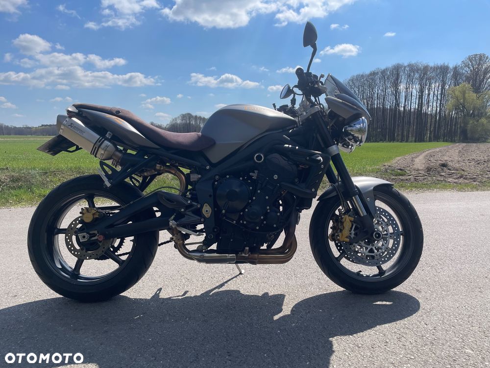 Triumph Street Triple - 6