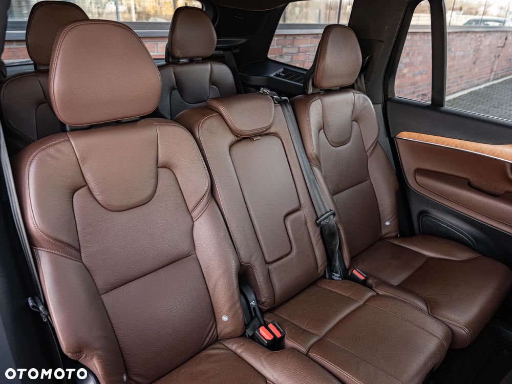 Volvo XC 90 T6 AWD Momentum - 33