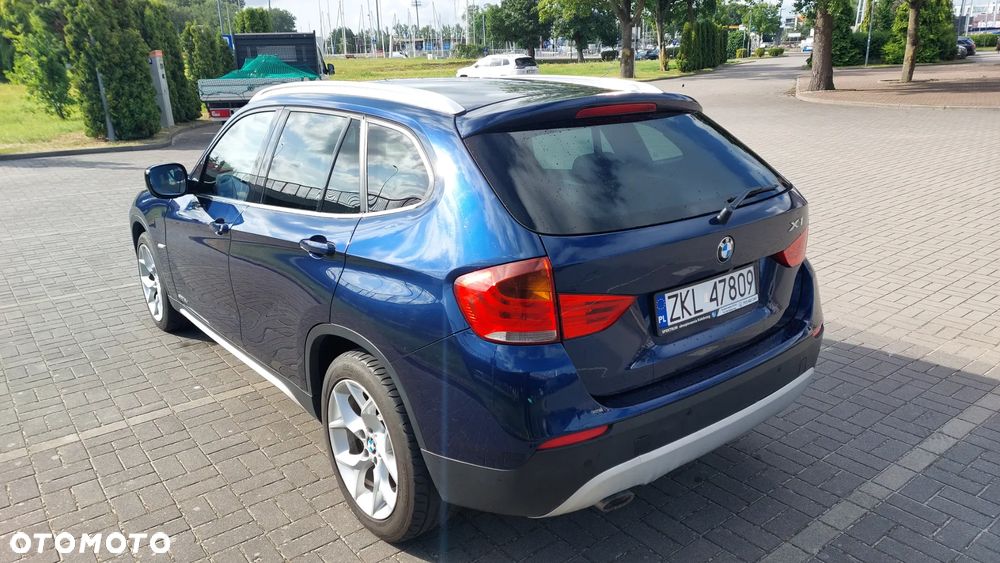 BMW X1 xDrive18d xLine - 13