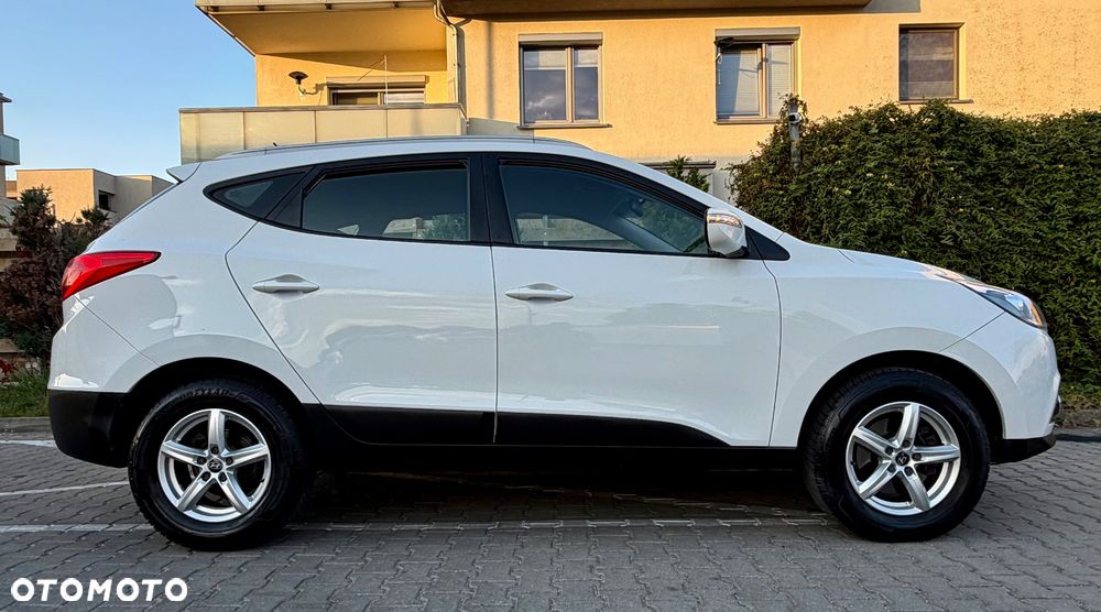 Hyundai ix35 1.6 2WD Fifa World Cup Edition - 13