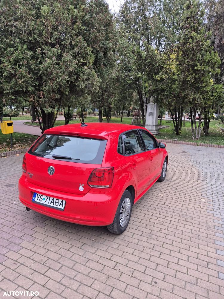Volkswagen Polo - 2