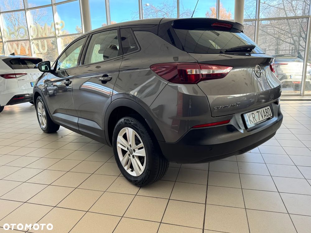 Opel Grandland X 1.2 T Enjoy S&S - 8
