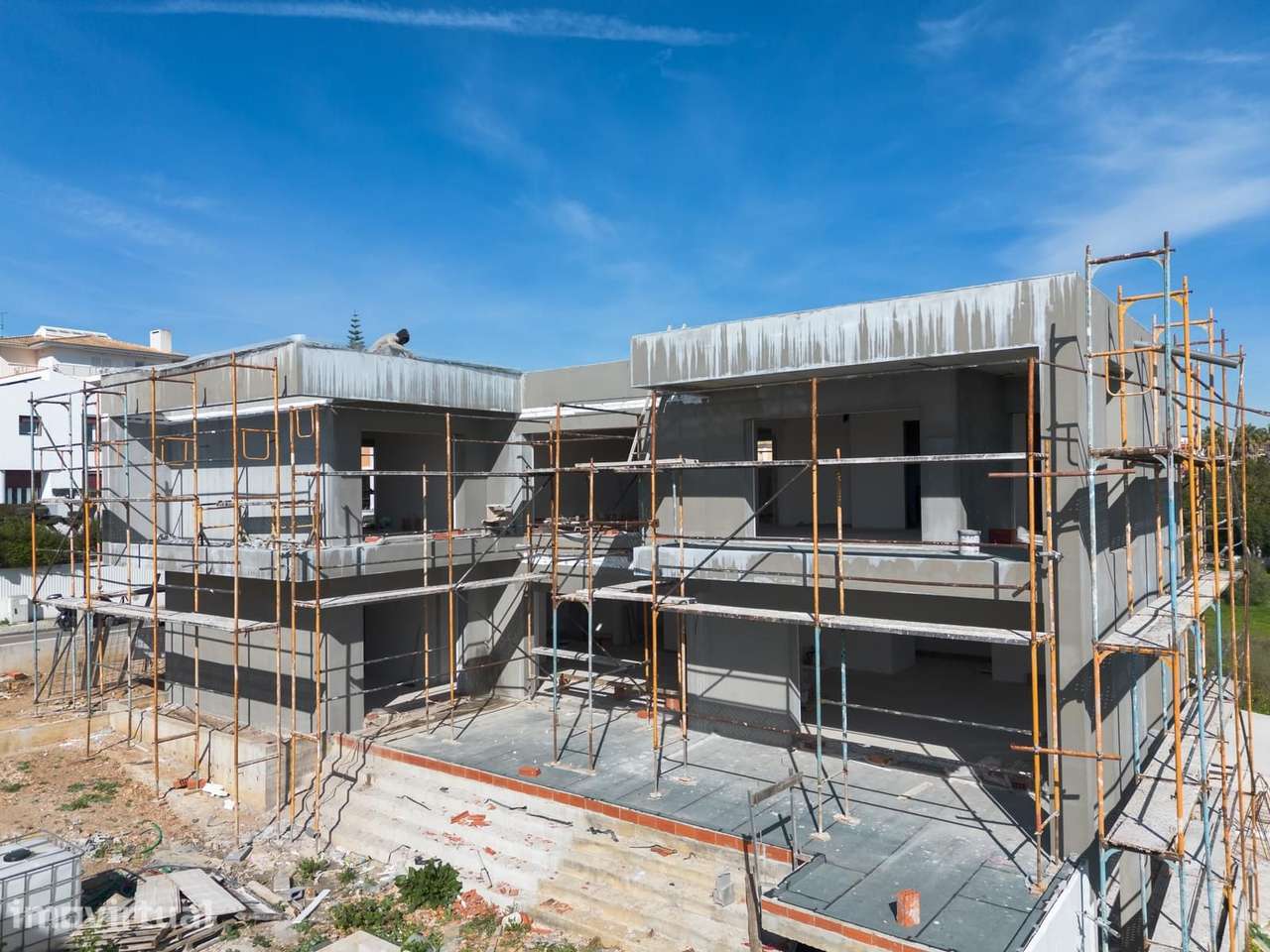 Moradia Isolada T4 + 1 com piscina, Quinta da Moura, Oeiras - Grande imagem: 2/44