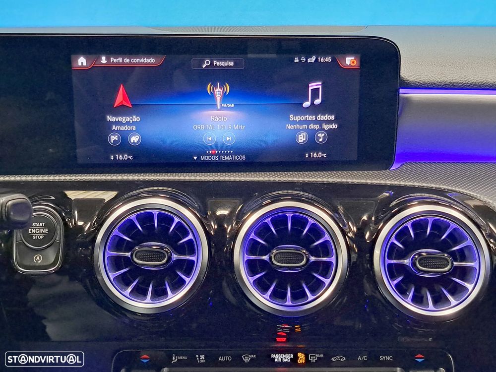 Mercedes-Benz A 180 7G-DCT AMG Line - 13