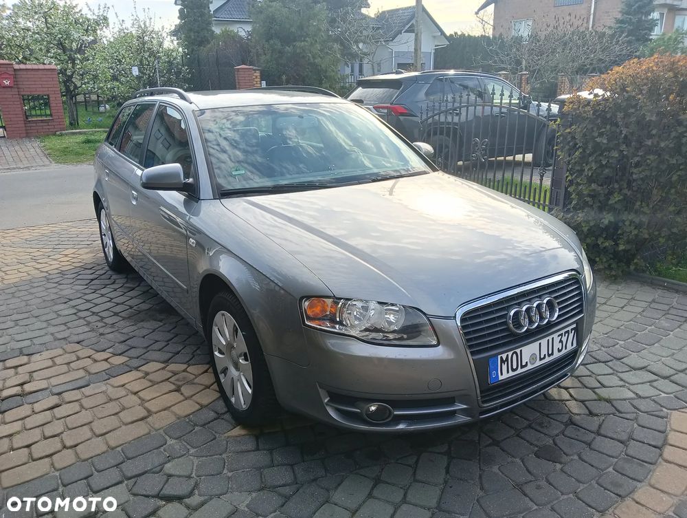 Audi A4 Avant - 1