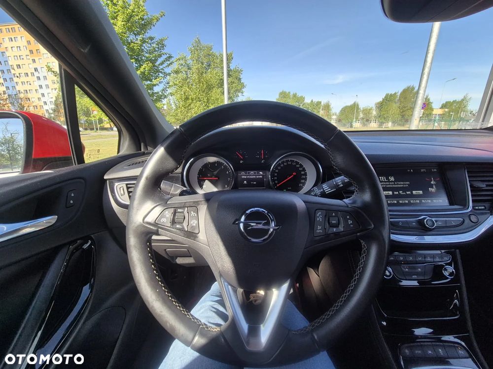 Opel Astra 1.6 T Dynamic S&S - 15