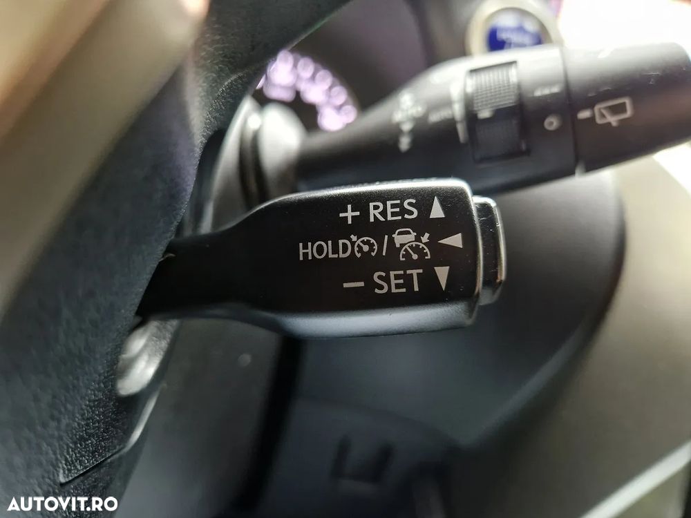 Lexus Seria NX 300h AWD Business - 29