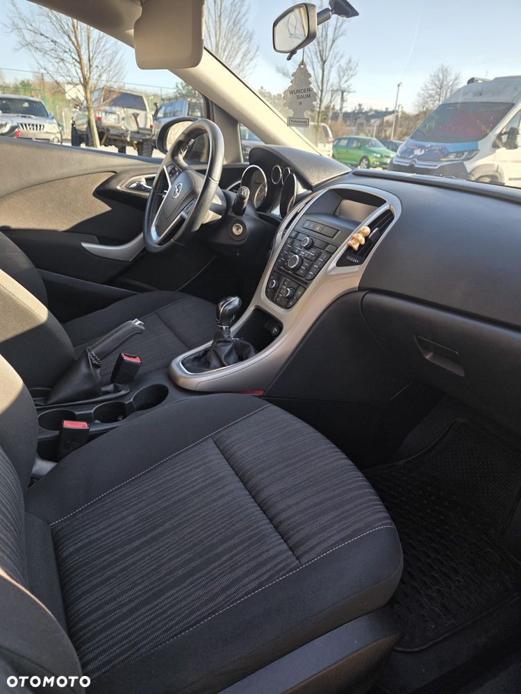 Opel Astra 1.6 - 12