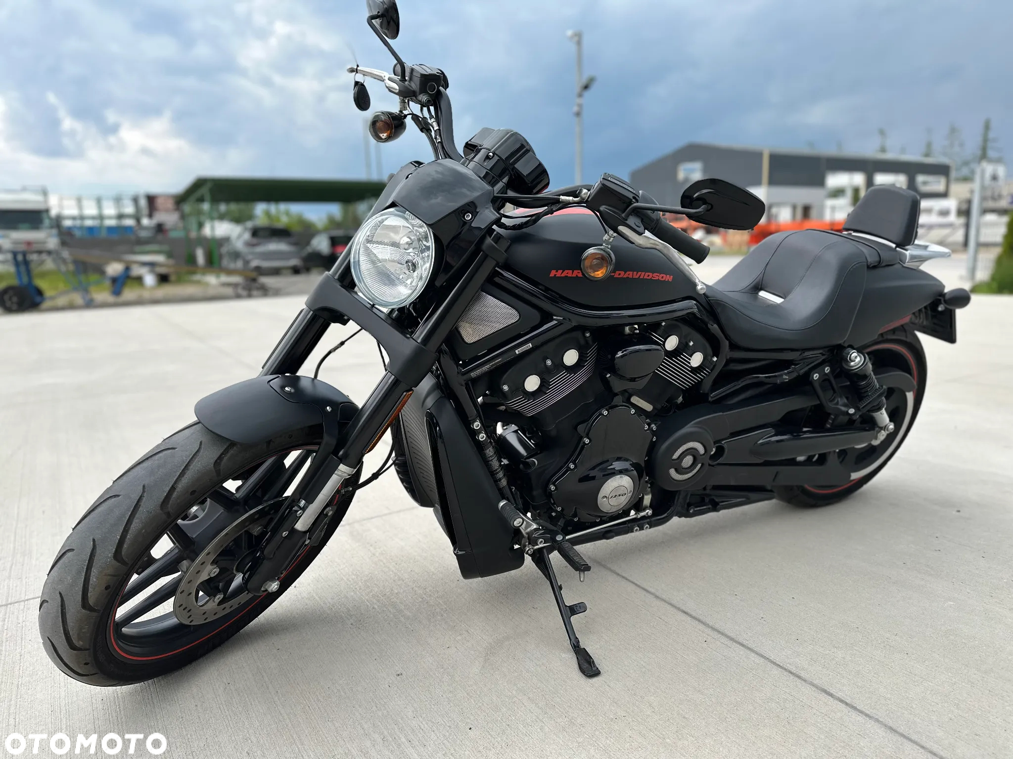 Harley-Davidson V-Rod Night Rod - 4