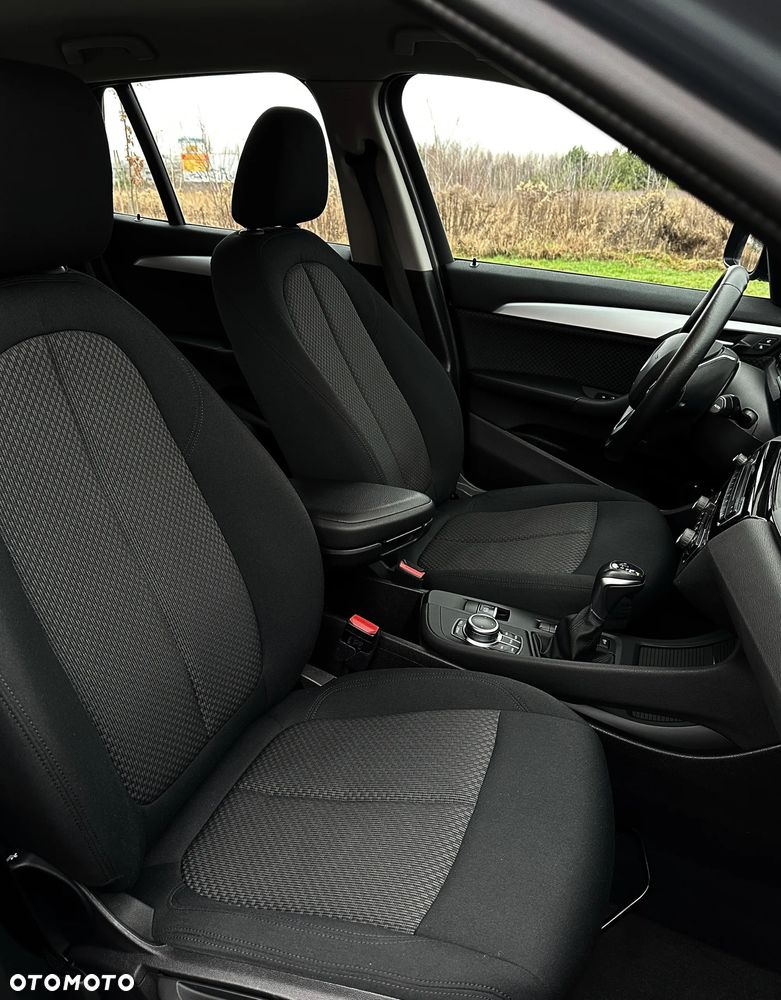 BMW X1 xDrive25e Sport Line - 33