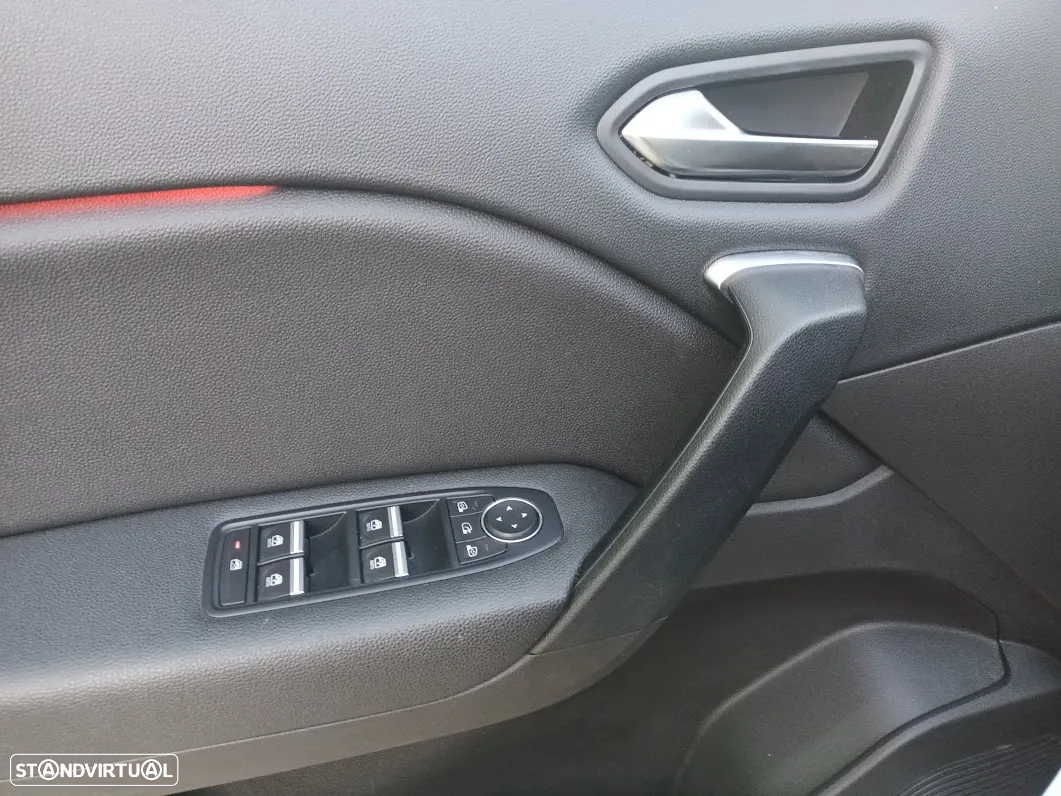 Renault Captur 1.6 E-Tech Plug-In Intens - 29