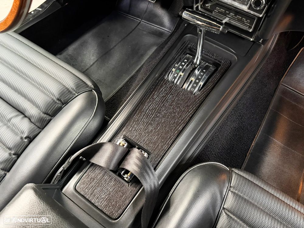 Ford Mustang - 36