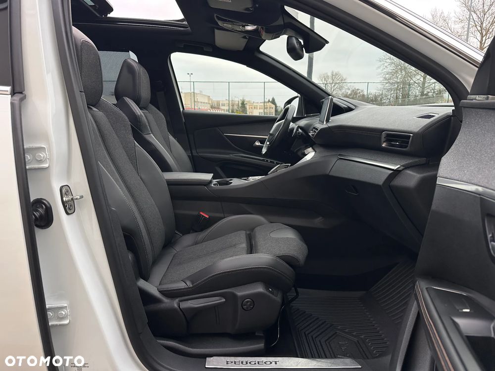 Peugeot 5008 1.6 THP Allure S&S EAT6 - 23