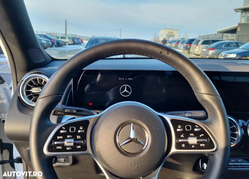 Mercedes-Benz GLB 200 7G-DCT - 7