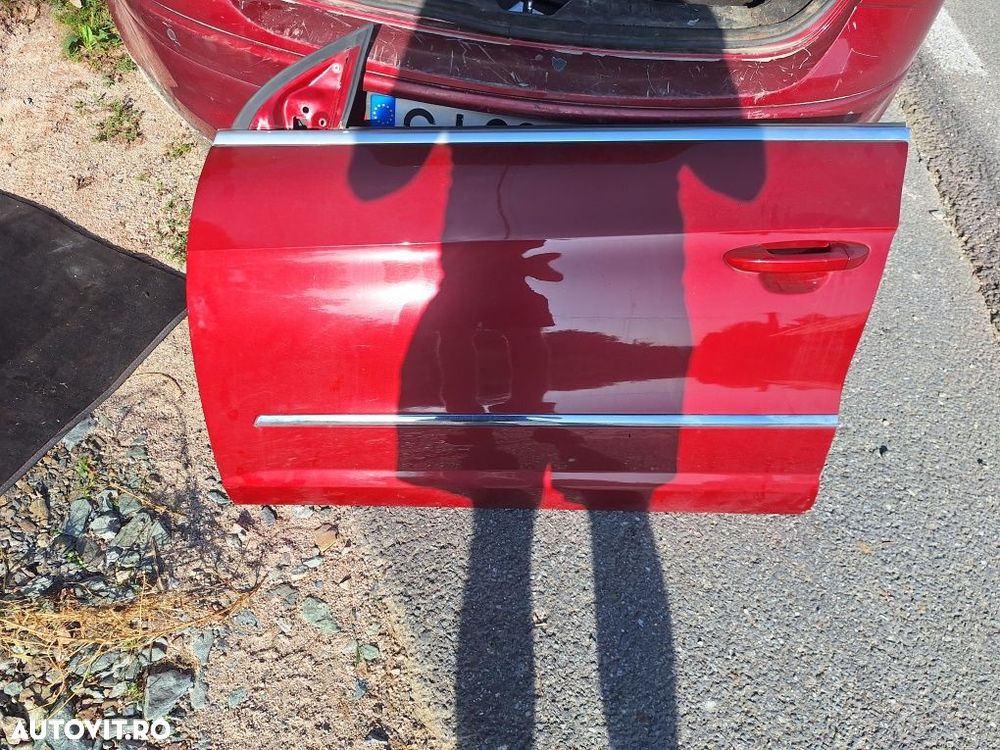 Usi staga dreapta VW CC cod LB3Z - 1