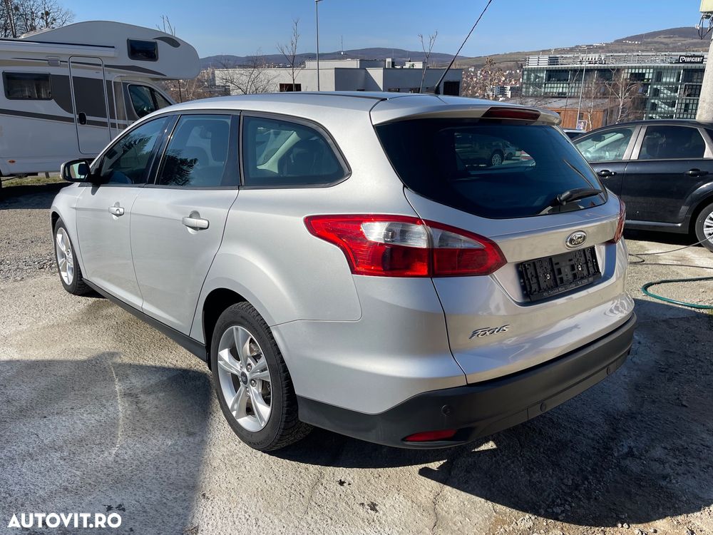 Ford Focus 1.6 TDCI DPF Start-Stopp-System Champions Edition - 3