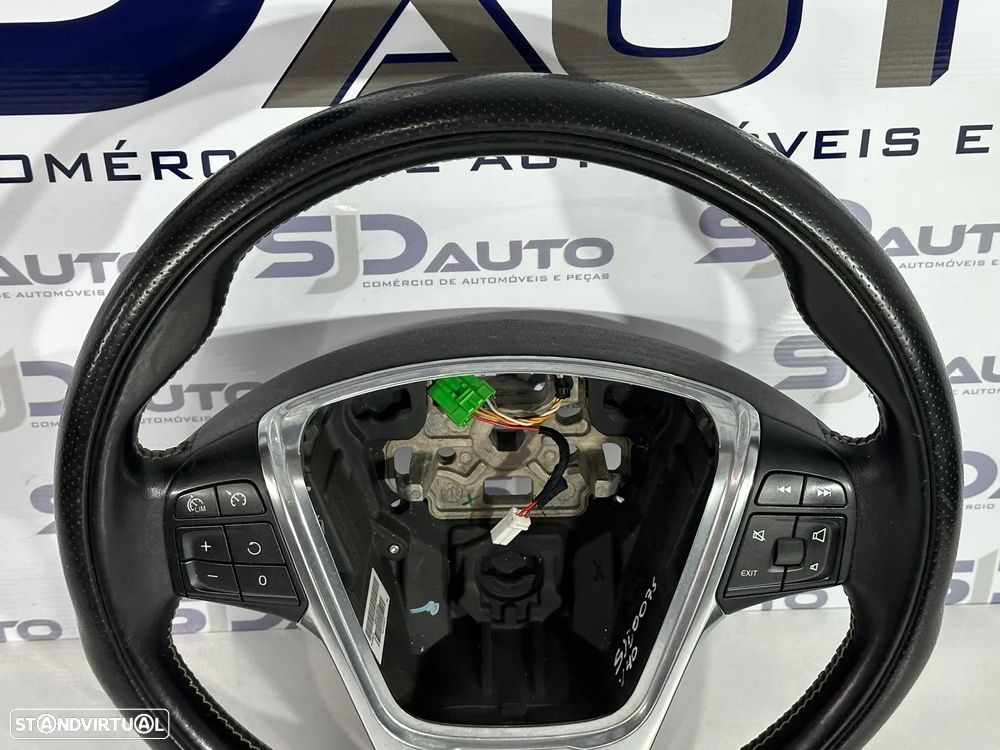Volante (R-Design) - Volvo V40 - 5