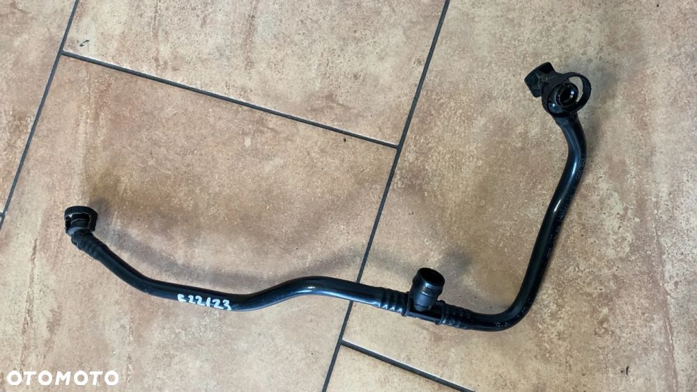 PRZEWÓD ODPOWIETRZAJĄCY BMW F22 F23 7604938 - 1