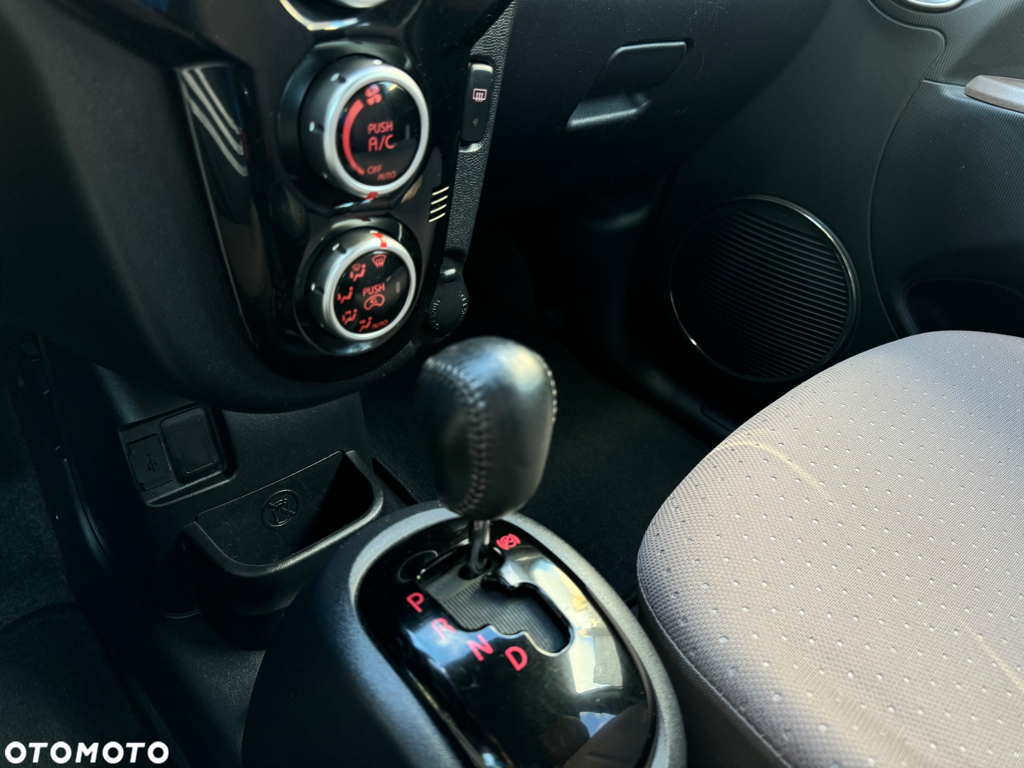 Citroën C-Zero Standard - 13