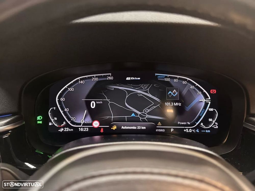BMW 530 e Pack M - 14