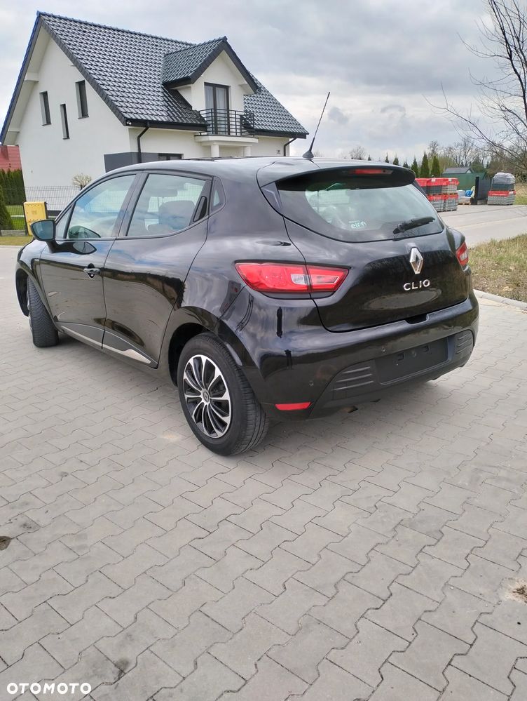 Renault Clio - 5