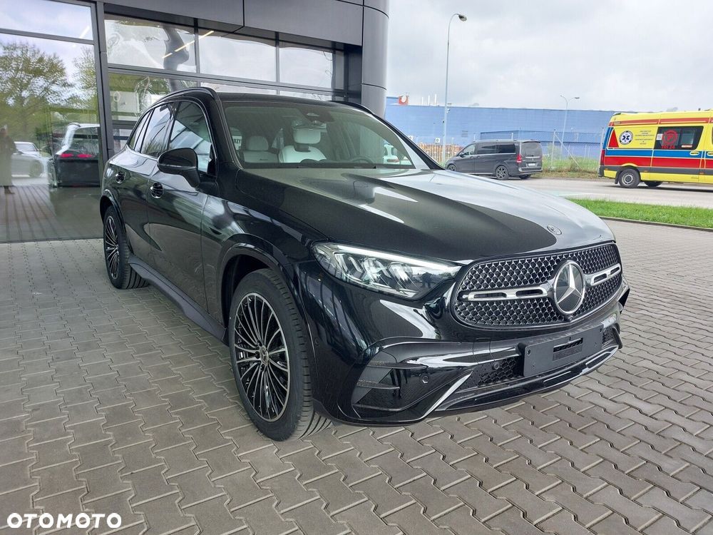 Mercedes-Benz GLC - 2