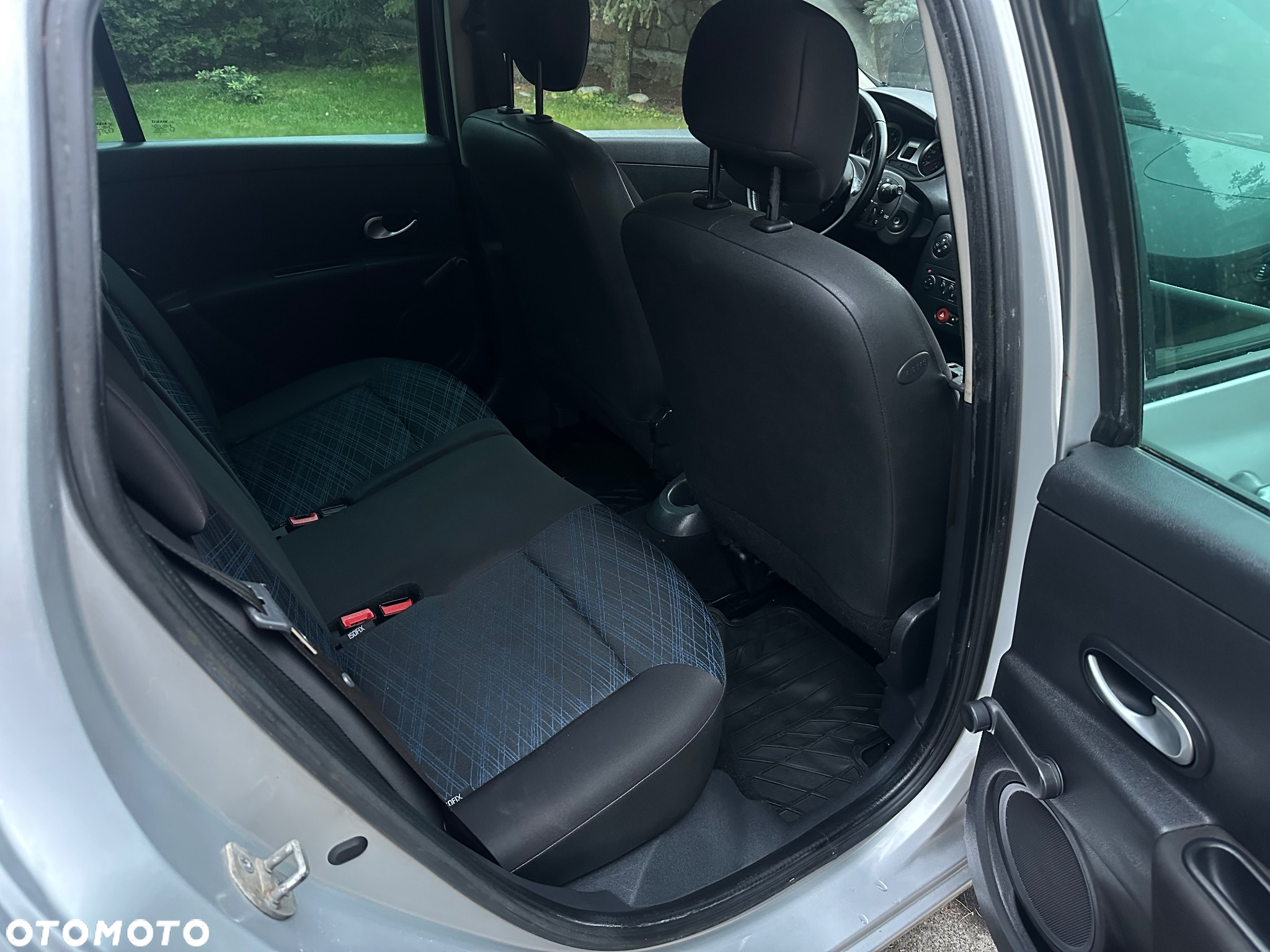 Renault Clio 1.2 16V Privilege - 19