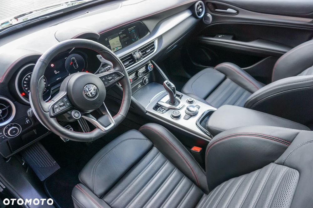 Alfa Romeo Stelvio 2.0 Turbo Competizione Q4 - 29