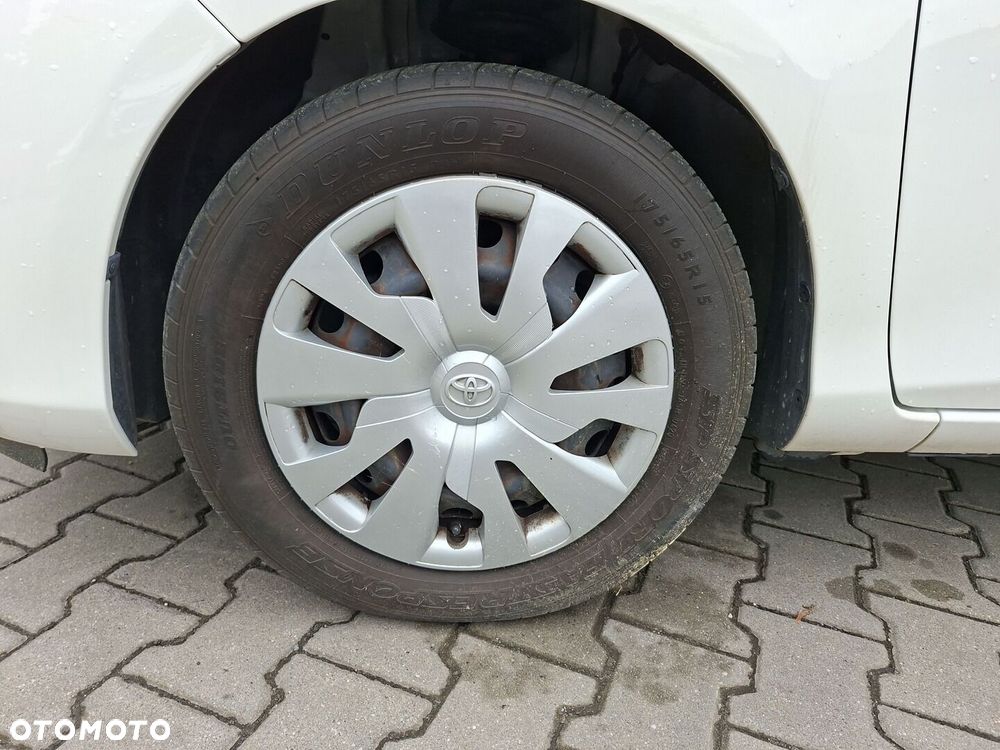 Toyota Yaris - 18