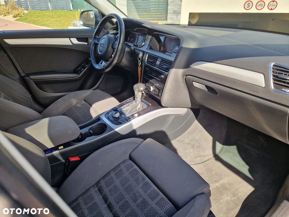 Audi A4 Avant - 8