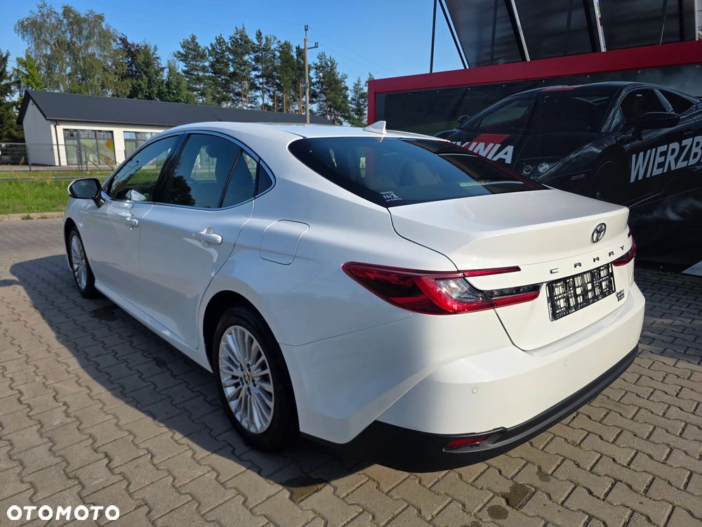 Toyota Camry 2.5 Hybrid Dynamic Force Comfort e-CVT - 15