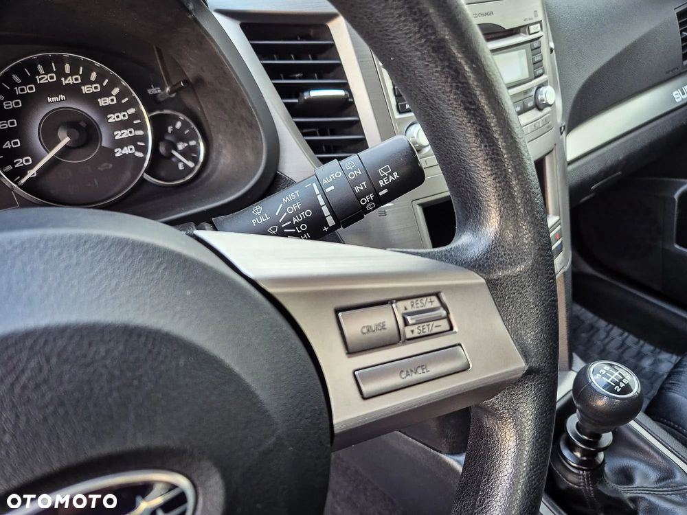 Subaru Legacy 2.0i Trend - 37
