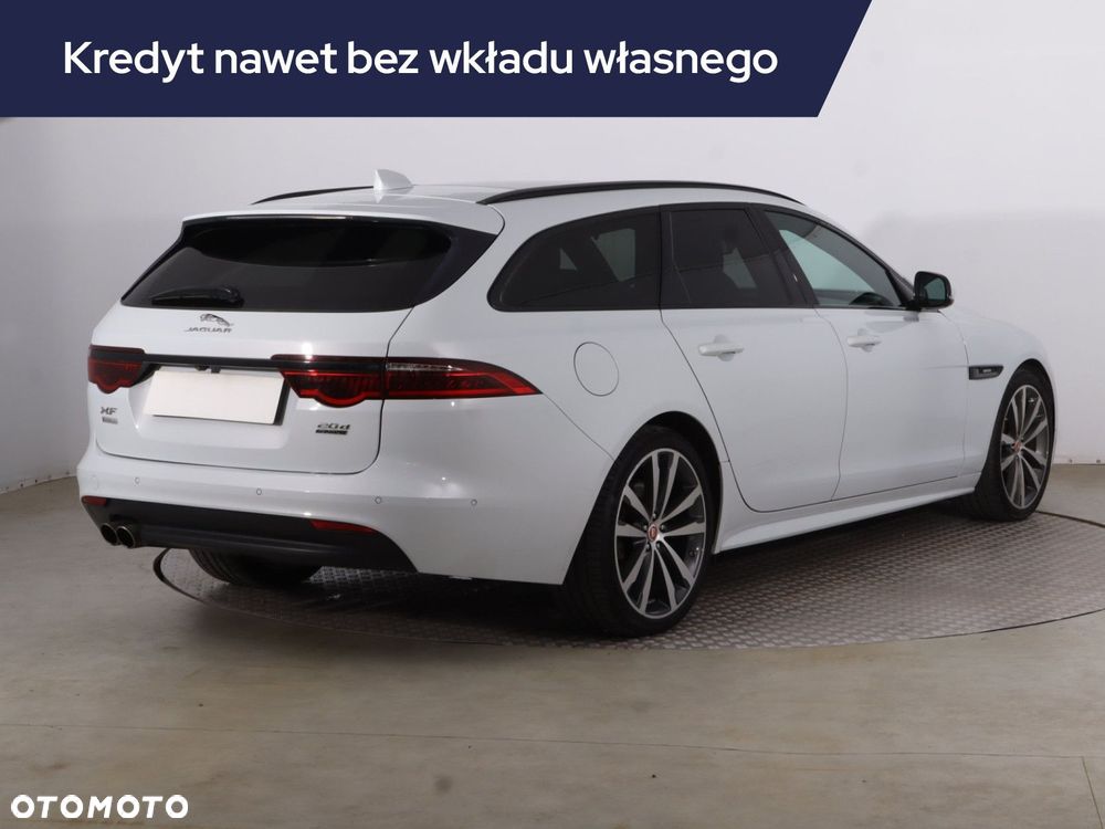 Jaguar XF - 7