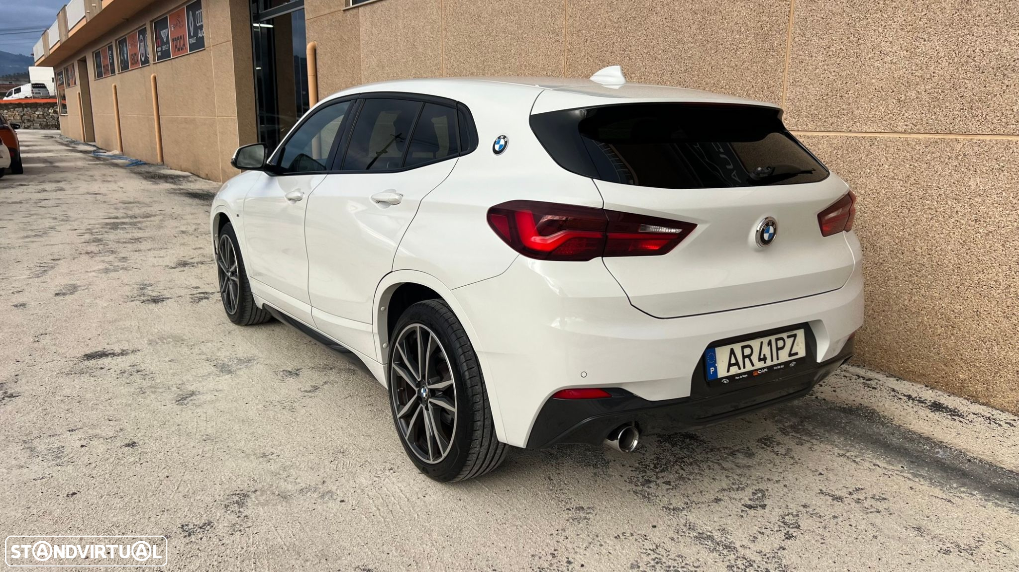 BMW X2 16 d sDrive Auto Pack 50 anos M - 12