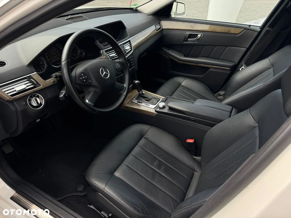 Mercedes-Benz Klasa E - 22