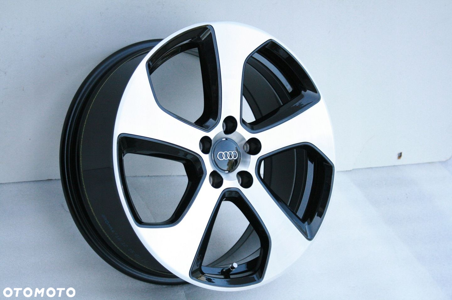 NOWE FELGI AUDI A3 8V0 8P0 Q3 Q2 18 OE ORYGINALNE - 4