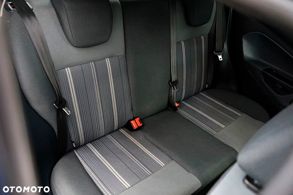 Ford Fiesta - 21