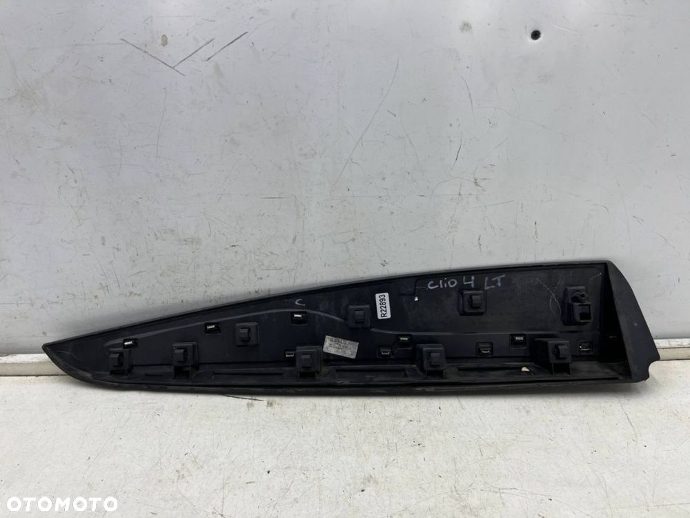 Listwa Renault Clio 4 IV 12-20r. lewa tylna dolna nakładka drzwi lewy tył 828772096r - 11