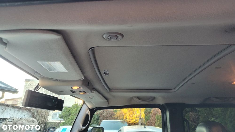 Hummer H2 6.0 V8 - 31