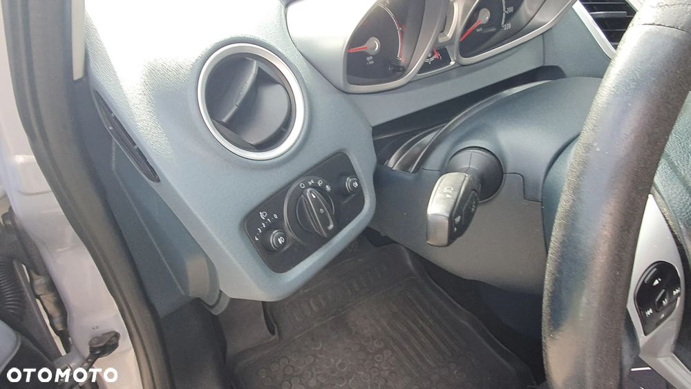 Ford Fiesta 1.4 TDCi Platinium X - 11