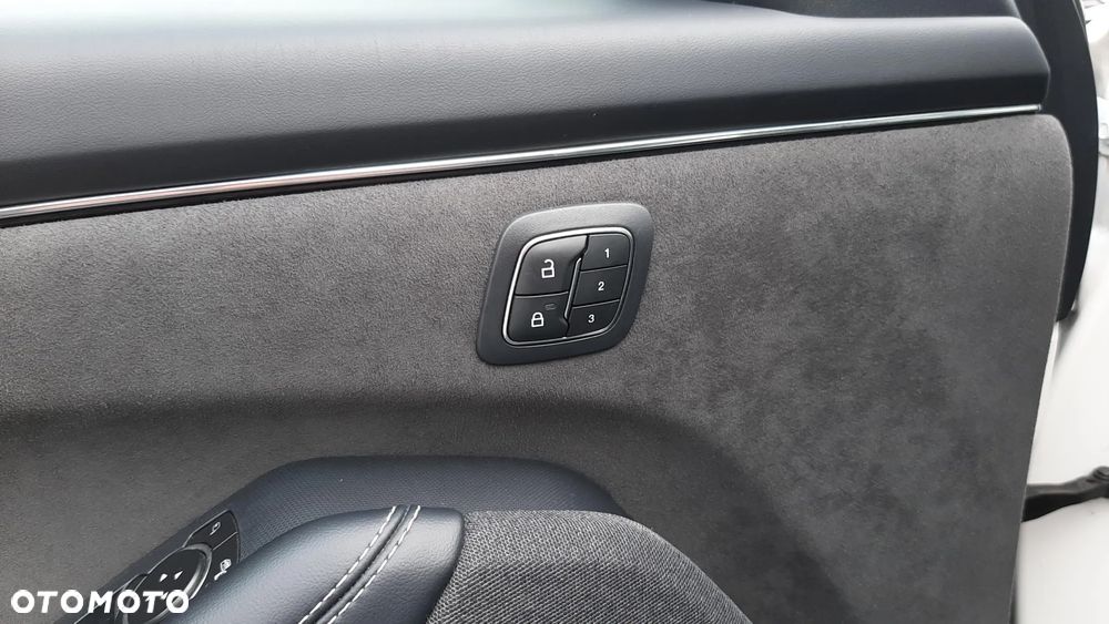 Ford Mustang Mach-E 98kWh AWD GT - 15