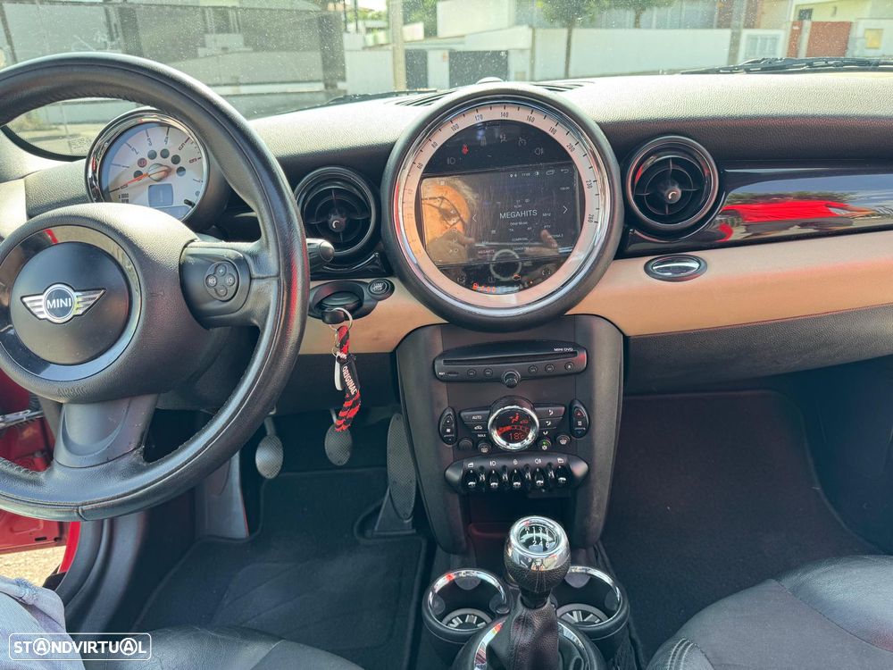 MINI 3 Portas Cooper D - 10