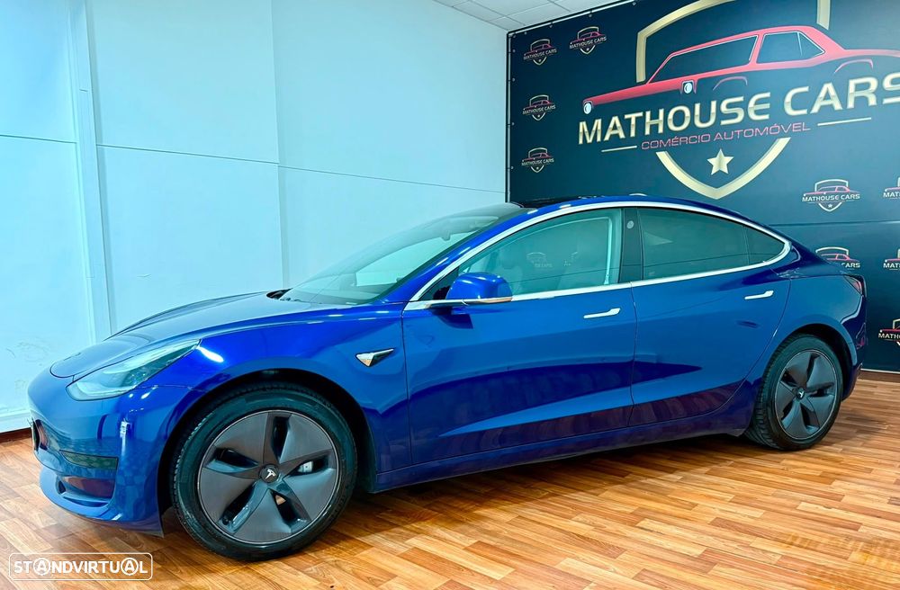 Tesla Model 3 Standard Range Plus RWD - 3
