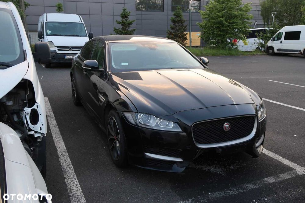 Jaguar XF - 2