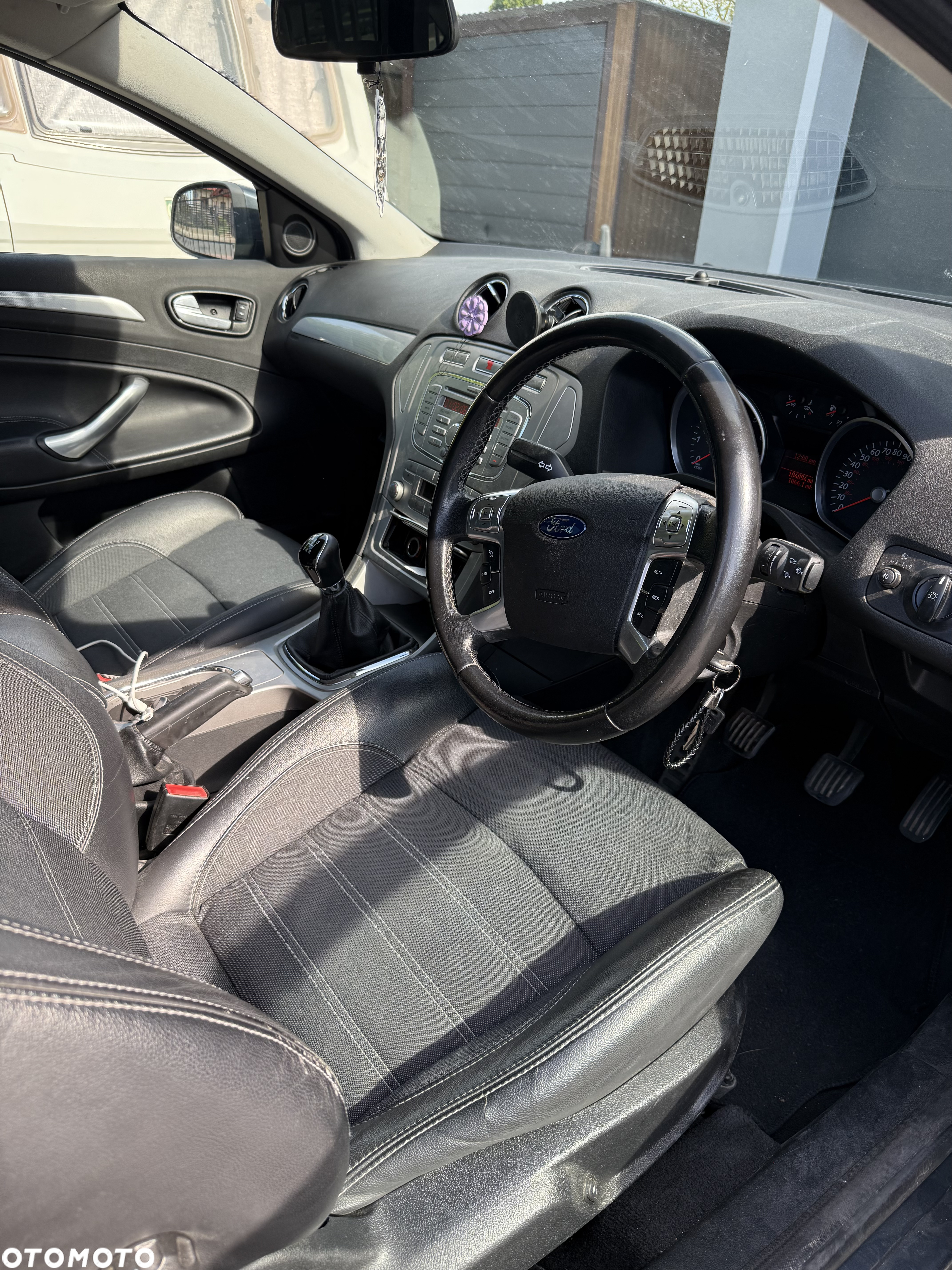 Ford Mondeo - 11